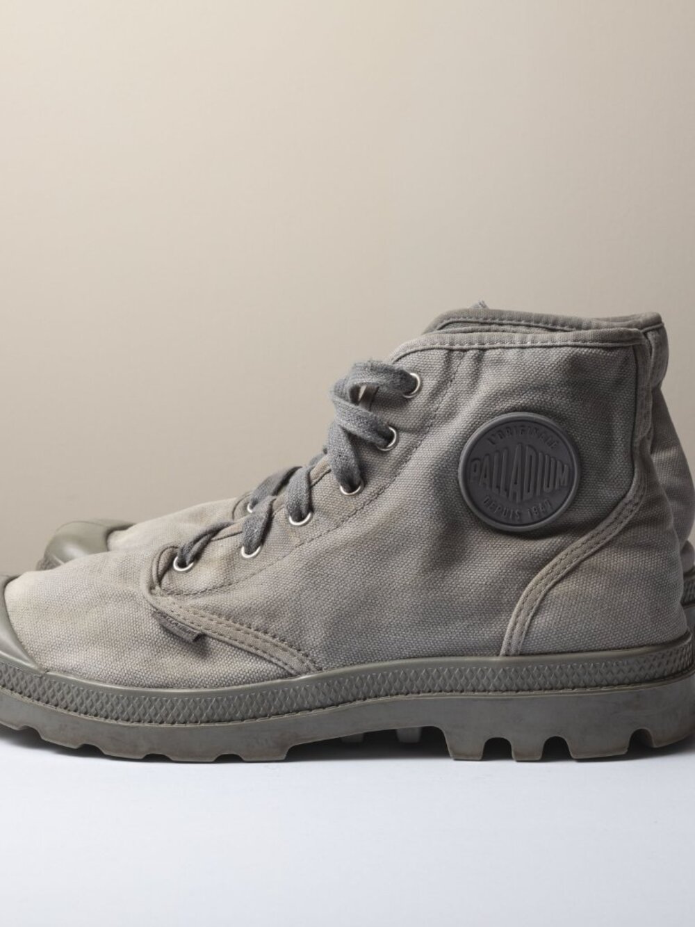 Palladium Pampa Hi Mens Size 10.5 Grey Canvas High Top Boots 02352-011-M - Picture 4 of 8